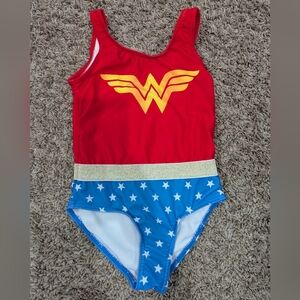 4t Wonder woman swimsuit girl like new